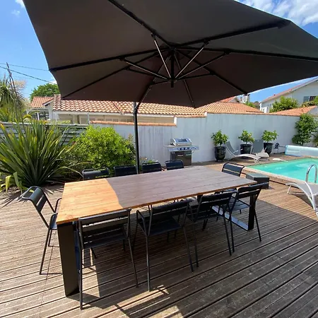 Avec Piscine, Wifi Et Jardin Au Coeur Des Abatilles, Proche Et Commerces - Fr-1-374-202