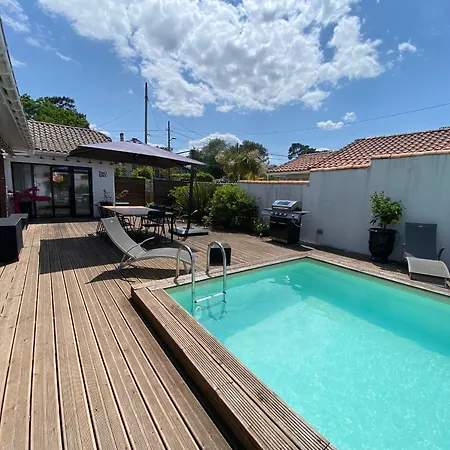 Avec Piscine, Wifi Et Jardin Au Coeur Des Abatilles, Proche Et Commerces - Fr-1-374-202 Arcachon